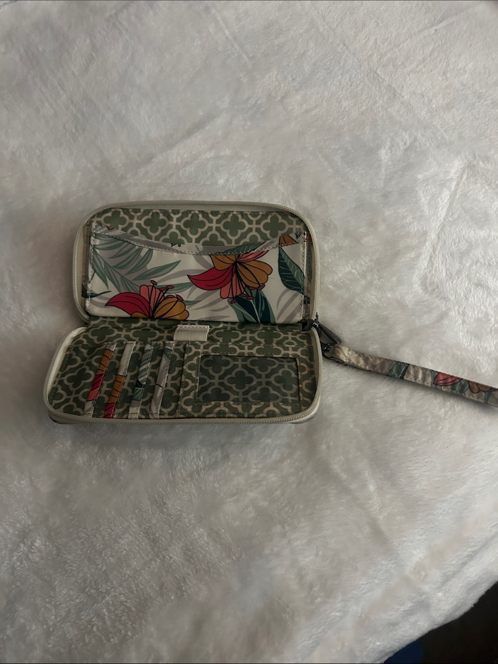 Lug Quilted Floral Zip Wallet - Cream, Green, Red, Orange - Picture 2 of 4